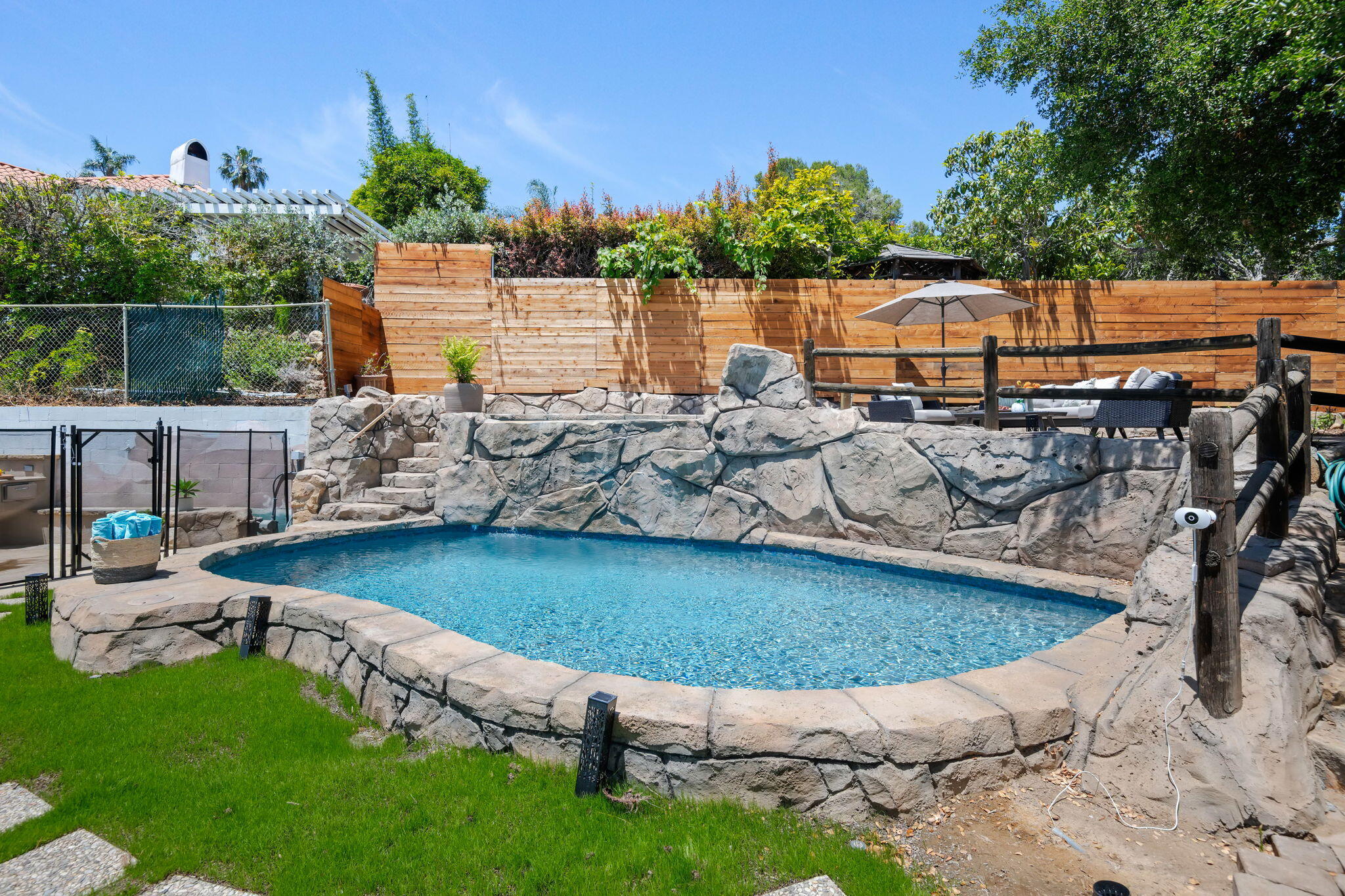 964 Garcia Road