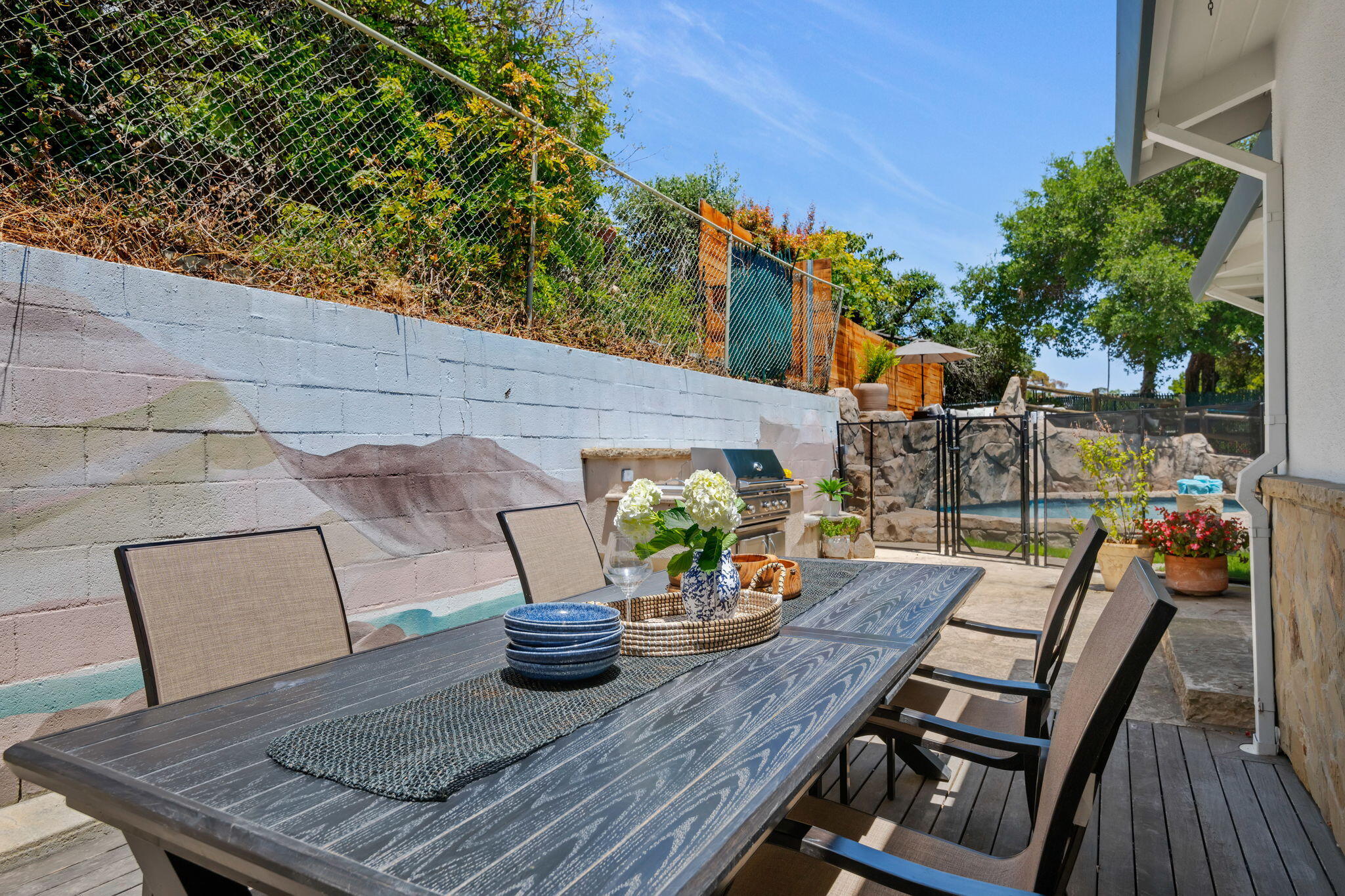 964 Garcia Road