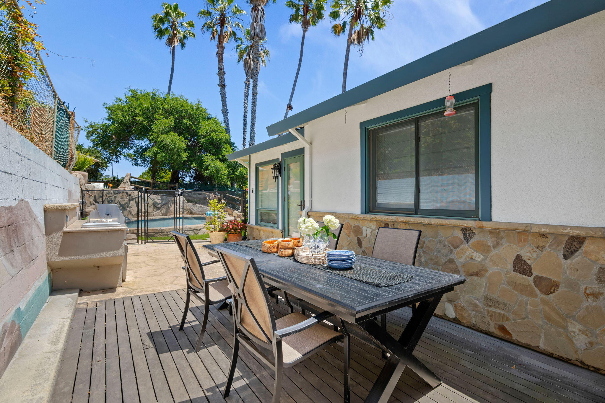 964 Garcia Road