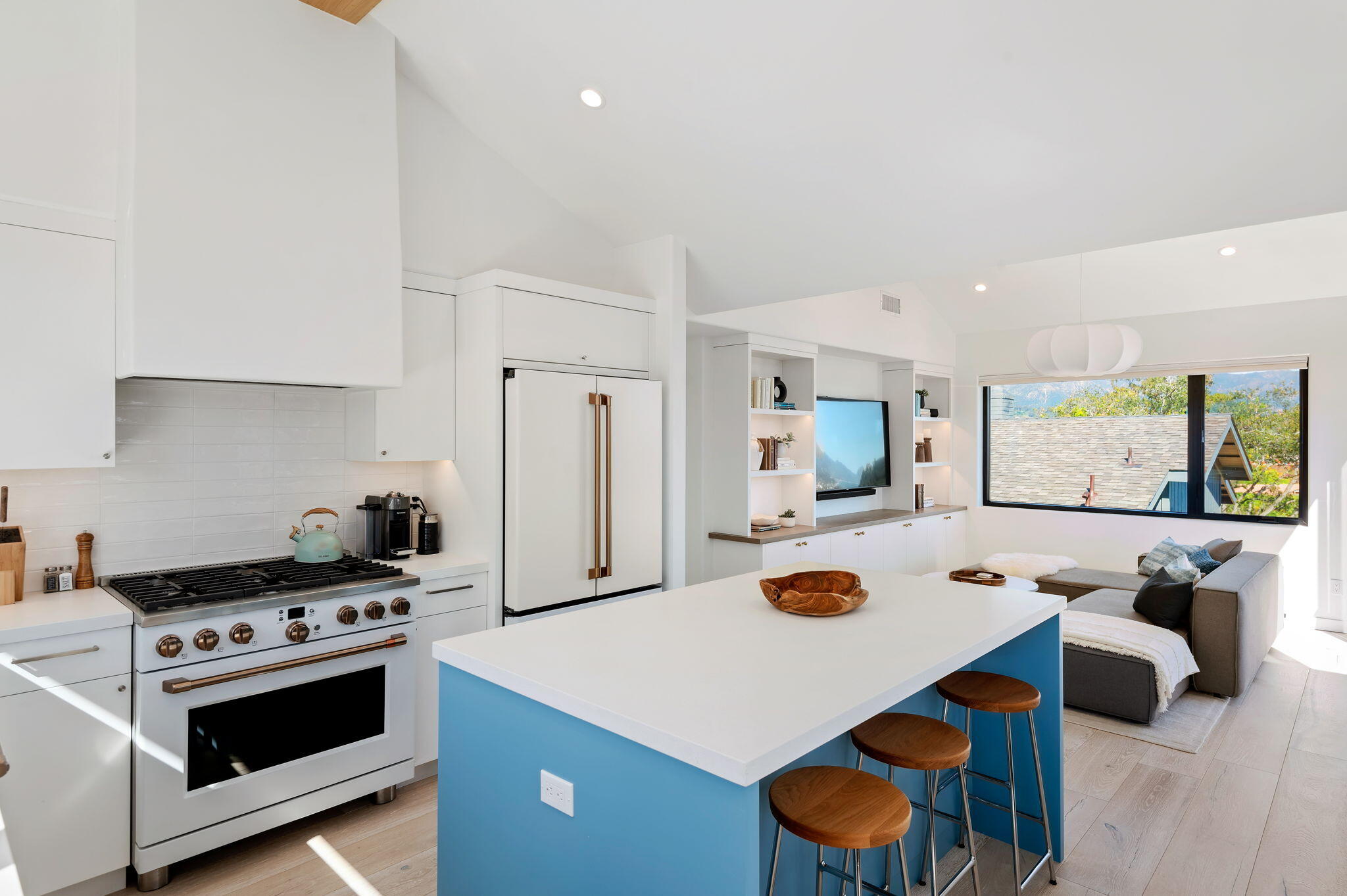 1415 La Cima Road B