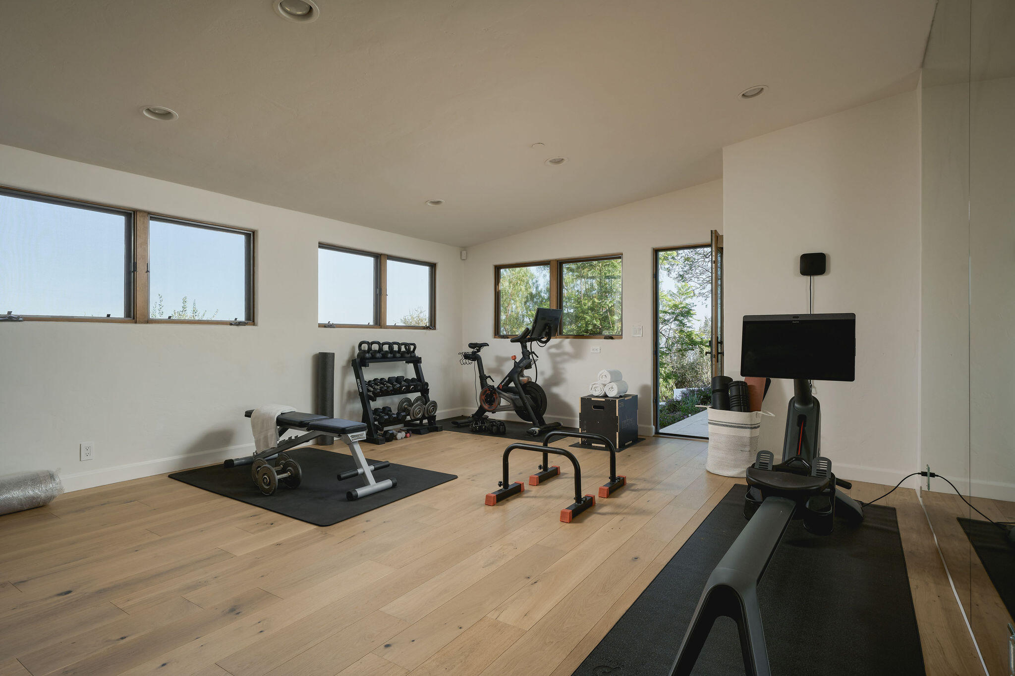 1228 Mission Canyon Place