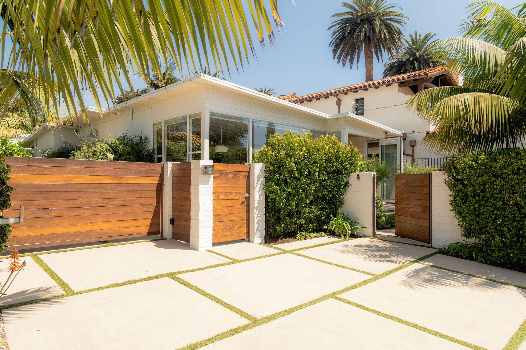 1506 Shoreline Drive