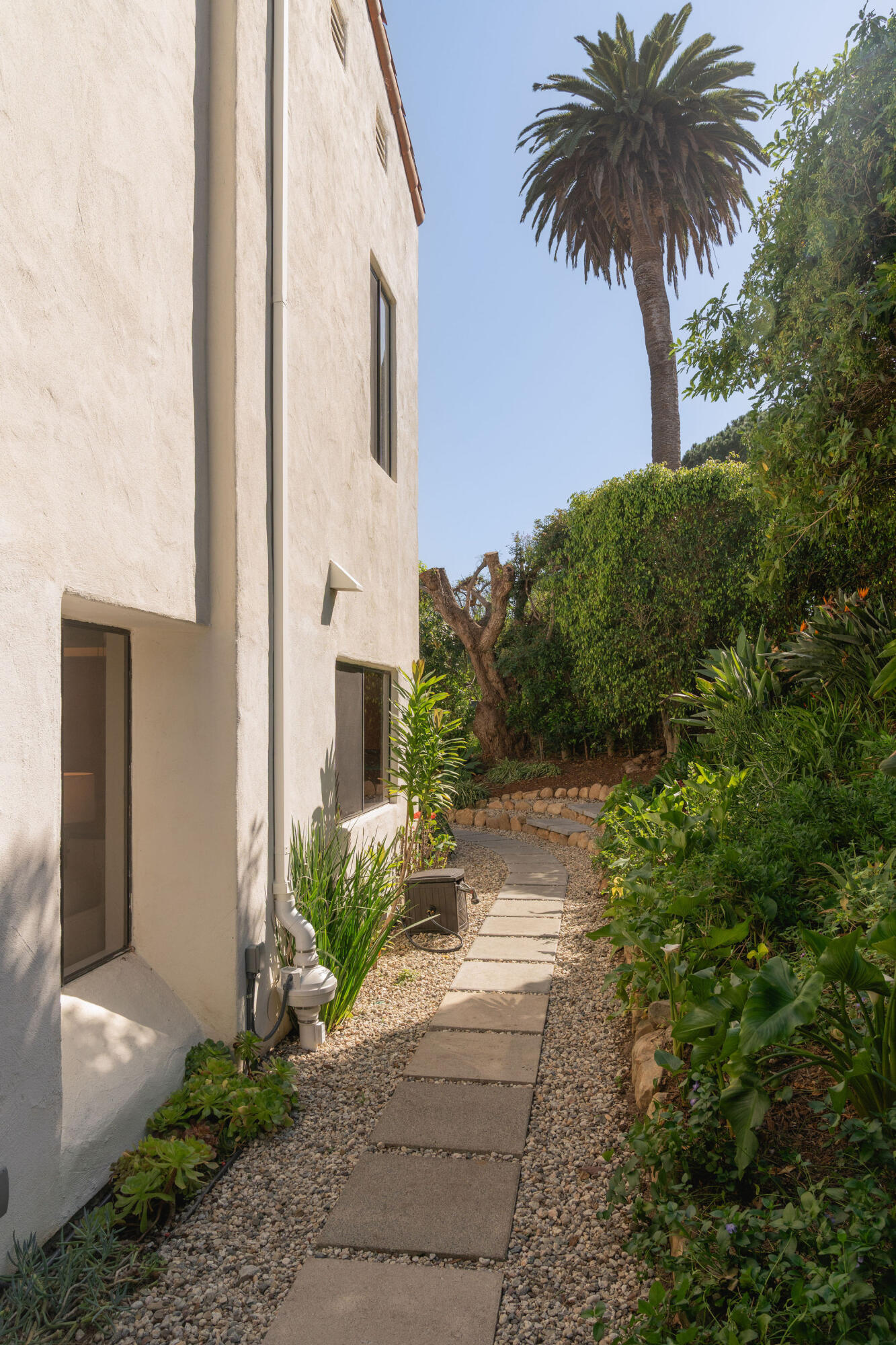 421 Vista De La Playa Lane