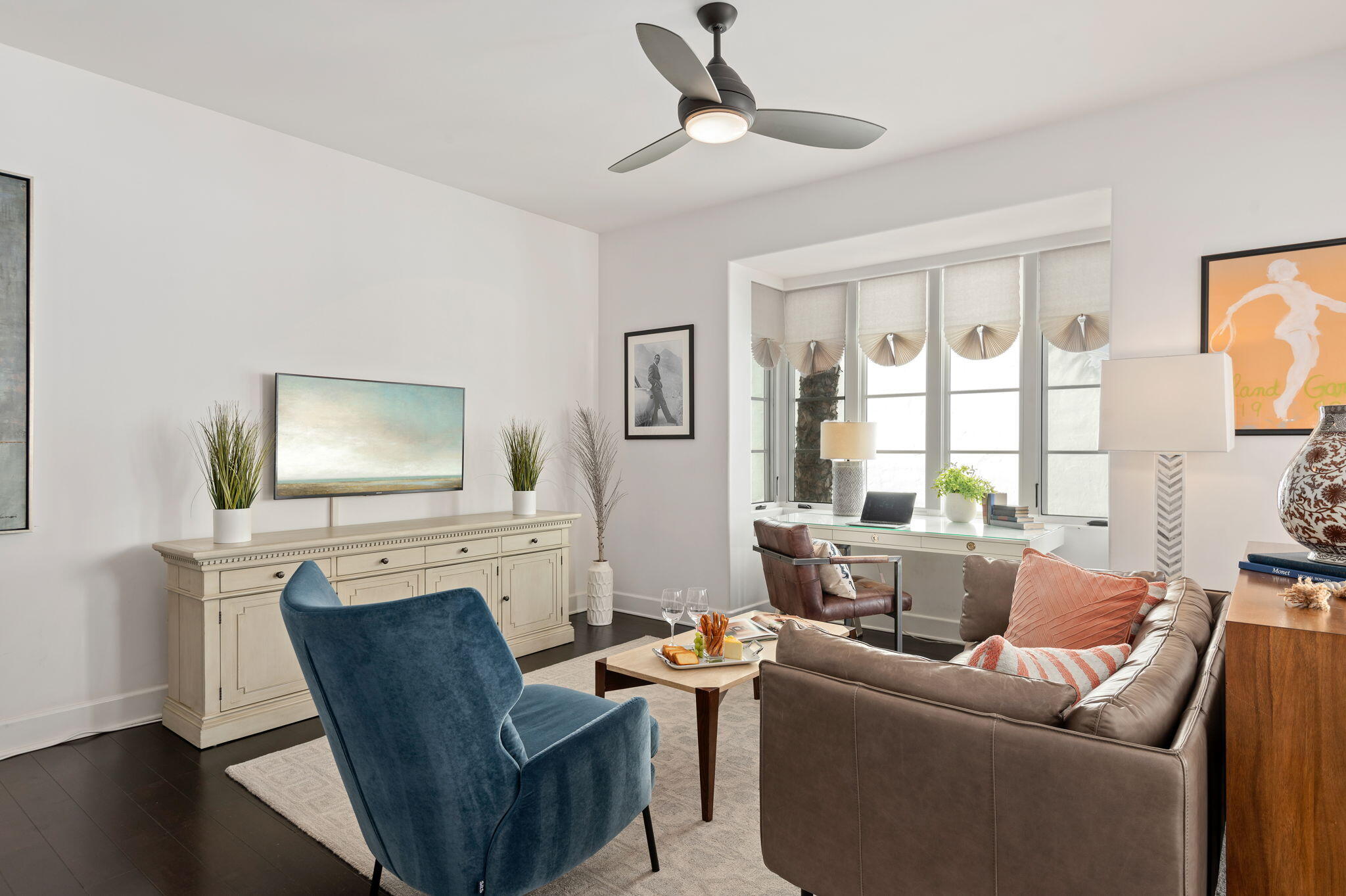 18 W Victoria Street 303