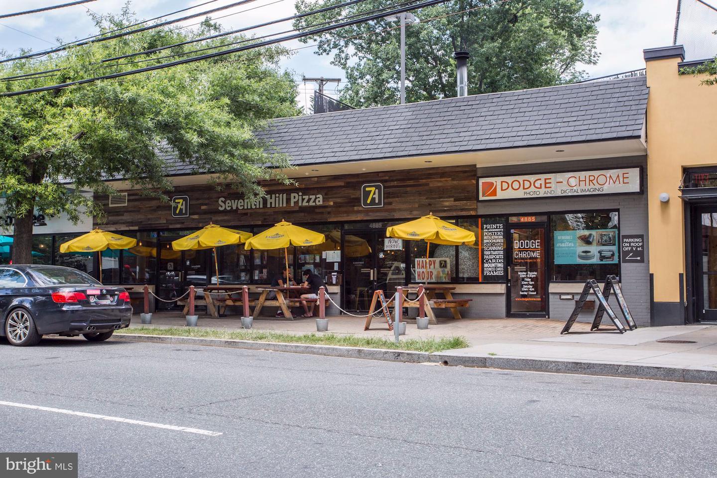 4433 MacArthur Blvd NW