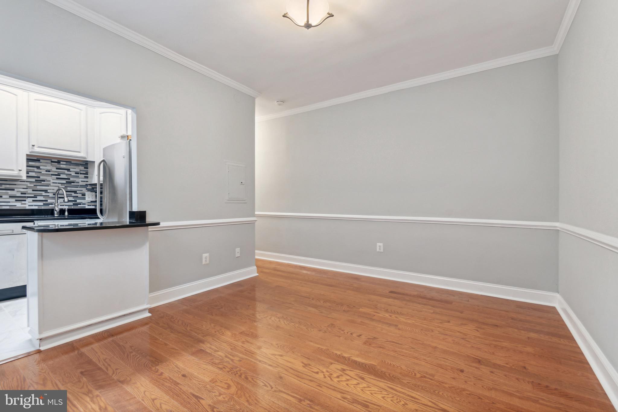 3022 Wisconsin Ave NW #105