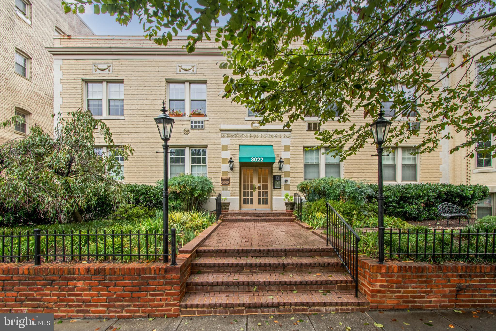 3022 Wisconsin Ave NW #105