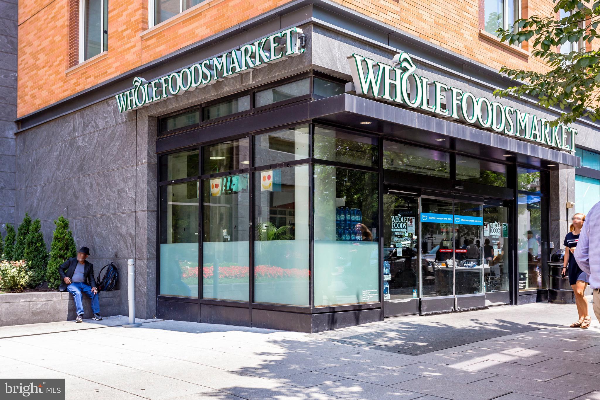 2475 Virginia Ave NW #117