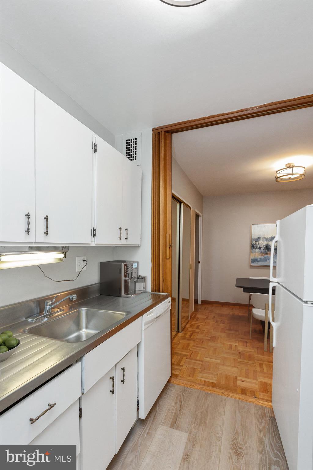 2475 Virginia Ave NW #117