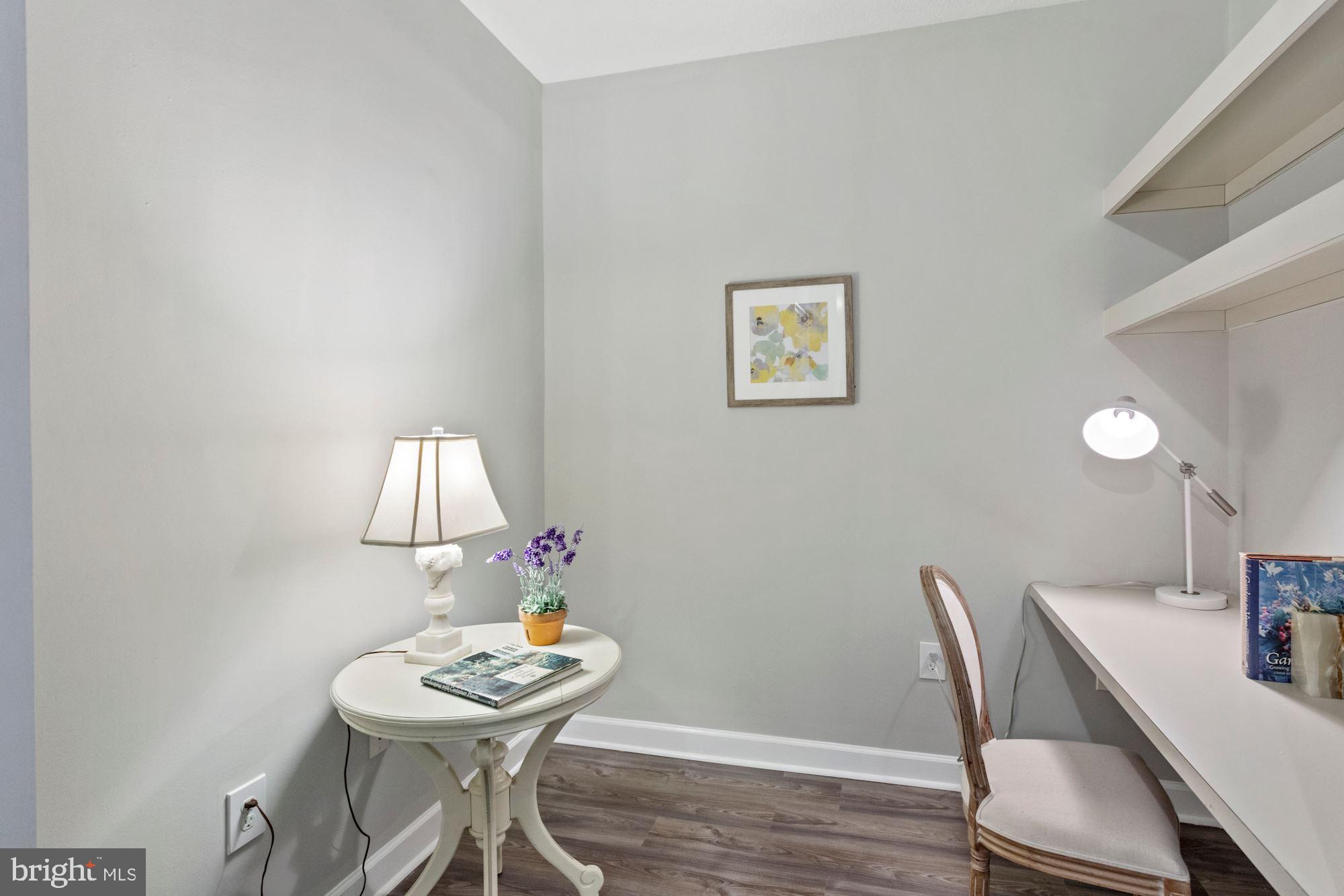 1111 25th St NW #720