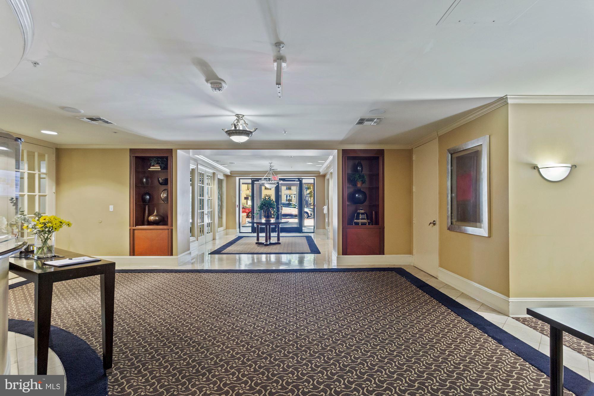 1111 25th St NW #720