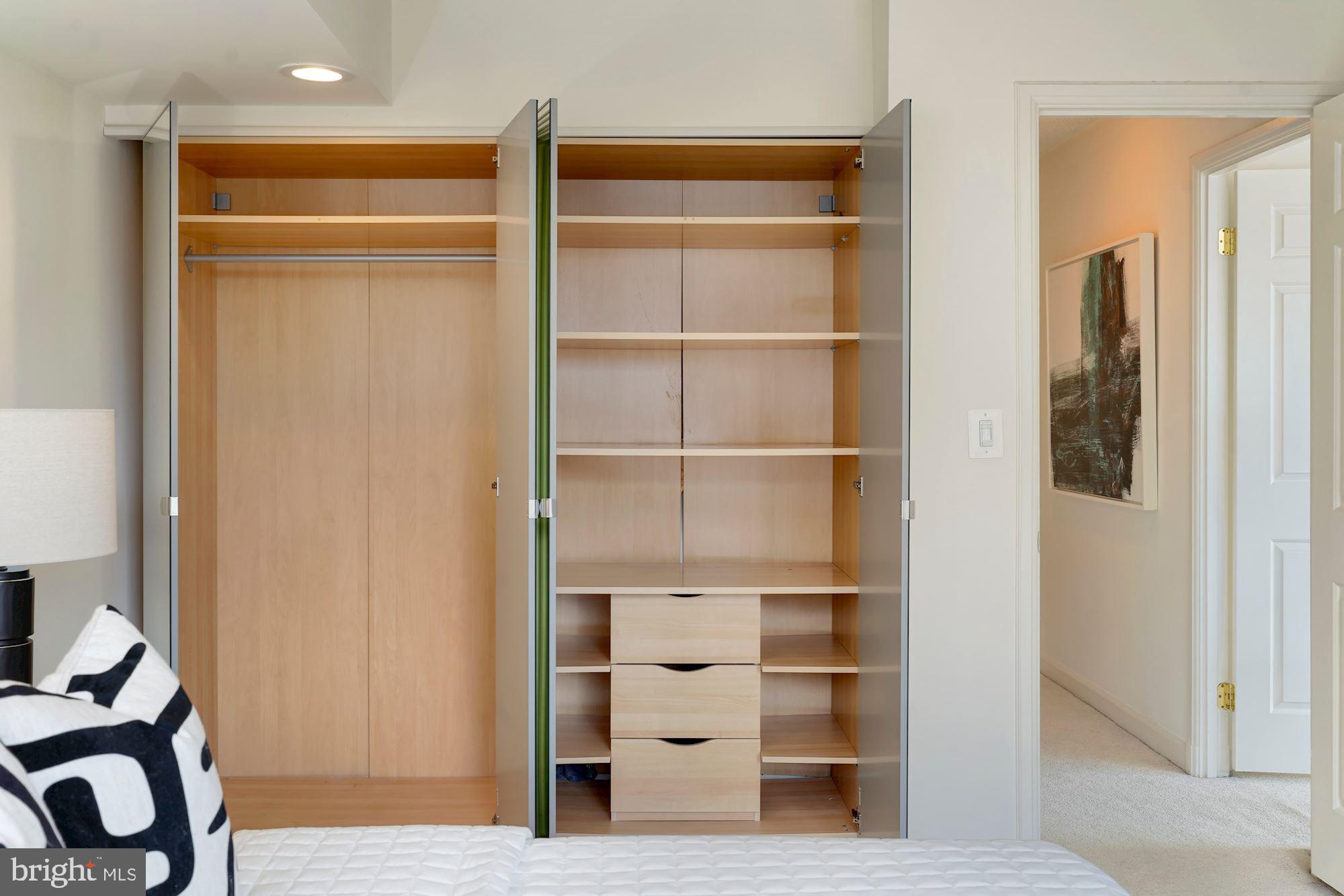 1077 30TH ST NW #410