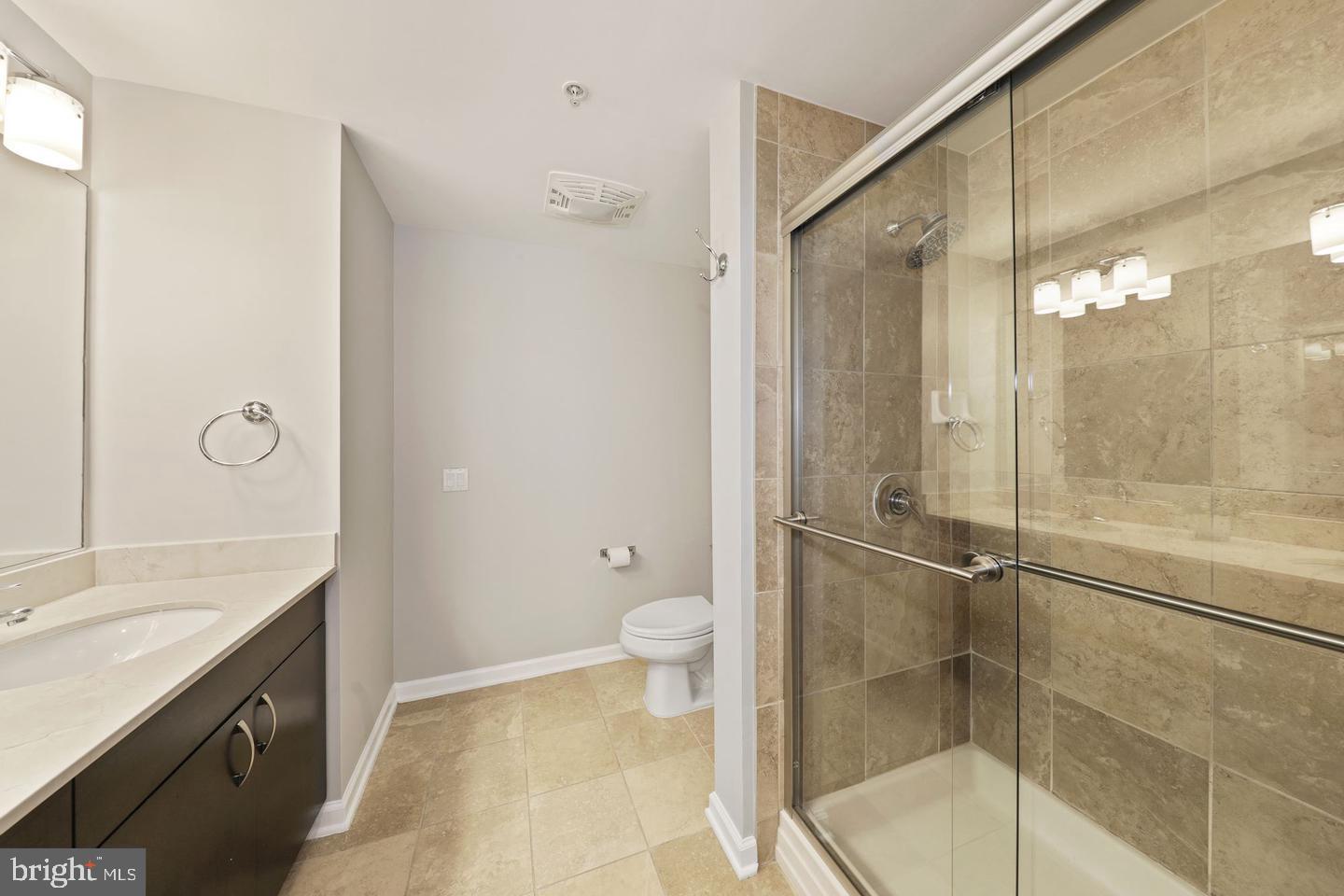 440 L ST NW #204