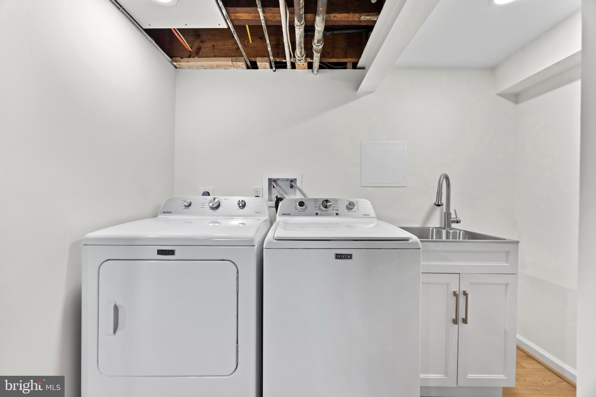 31 MCDONALD PLACE NE