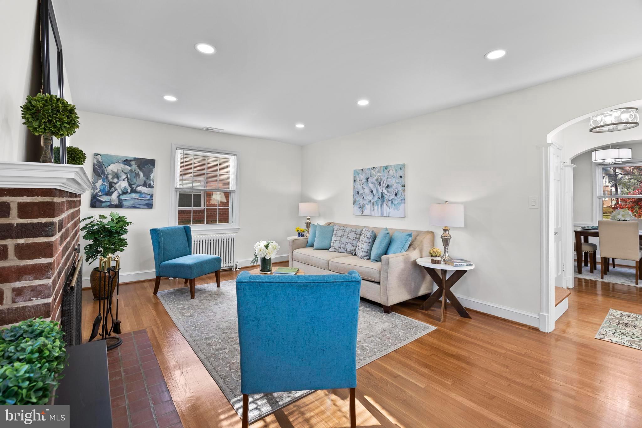 31 MCDONALD PLACE NE