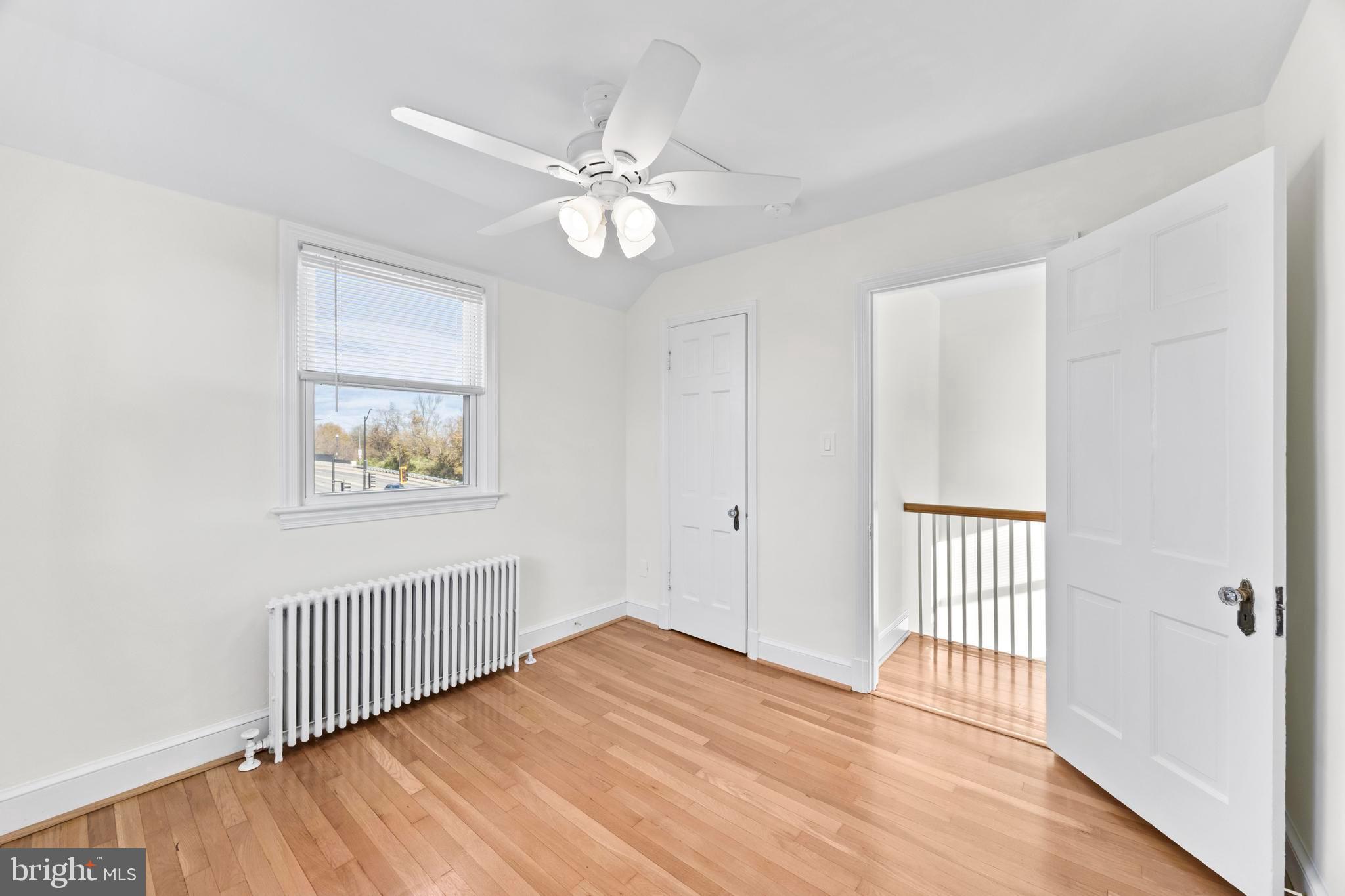 31 MCDONALD PLACE NE