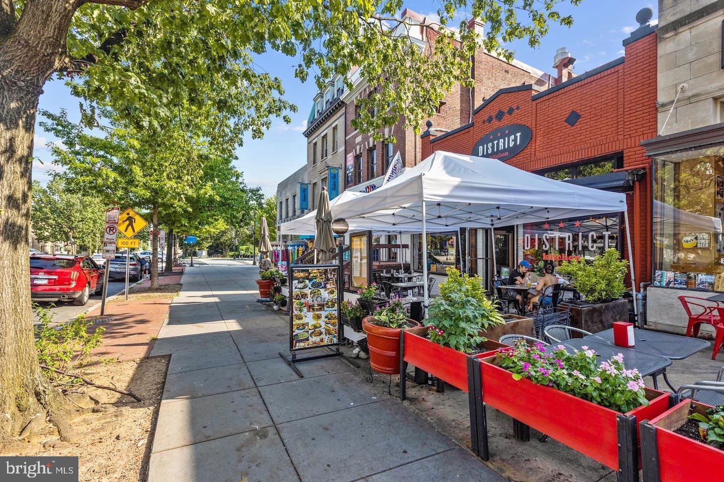 3701 CONNECTICUT AVE NW #206