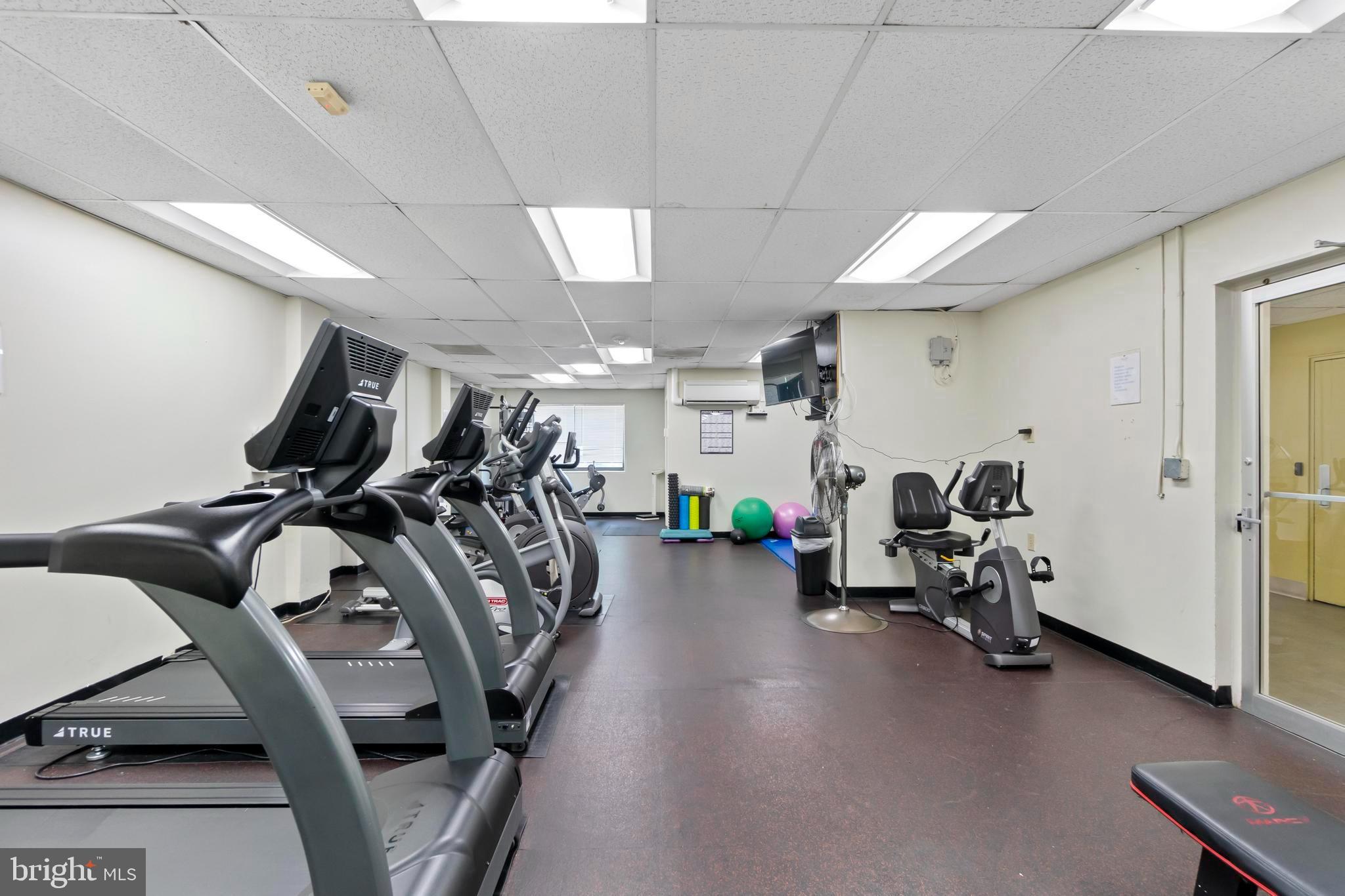 3701 CONNECTICUT AVE NW #206