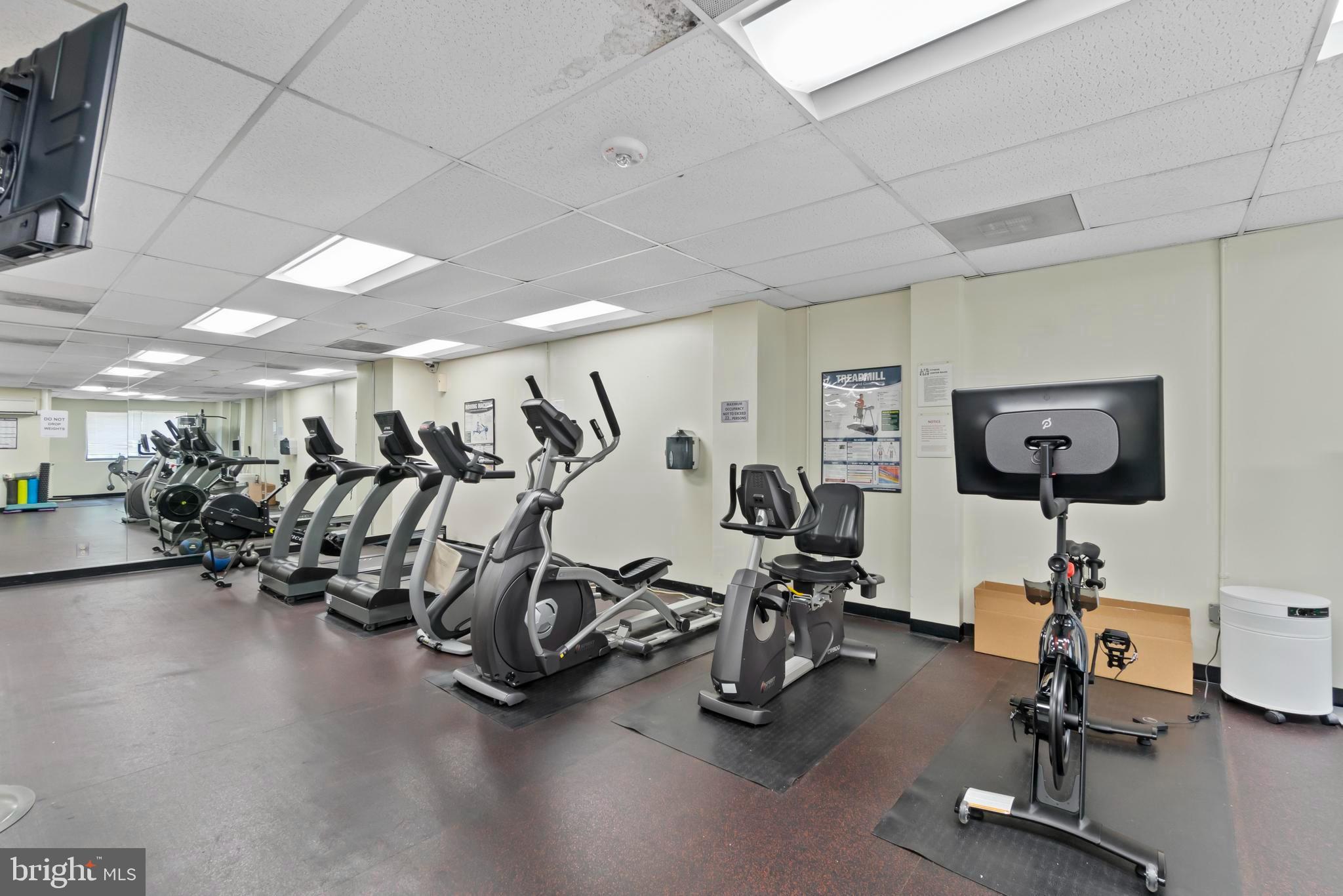 3701 CONNECTICUT AVE NW #206