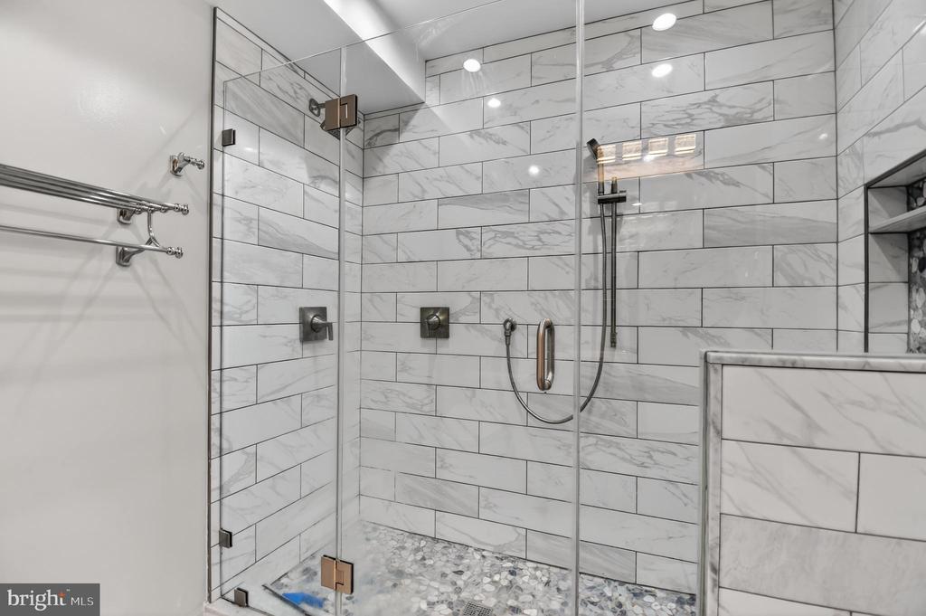 600 Q STREET NW BASEMENT
