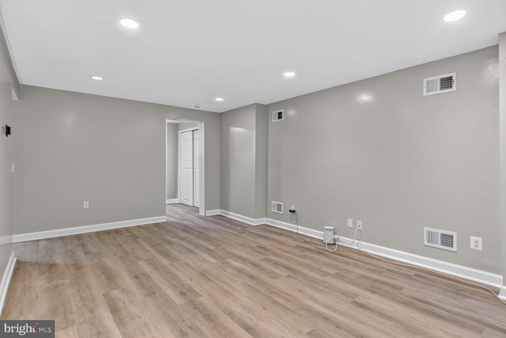 451 M STREET NW Unit: B