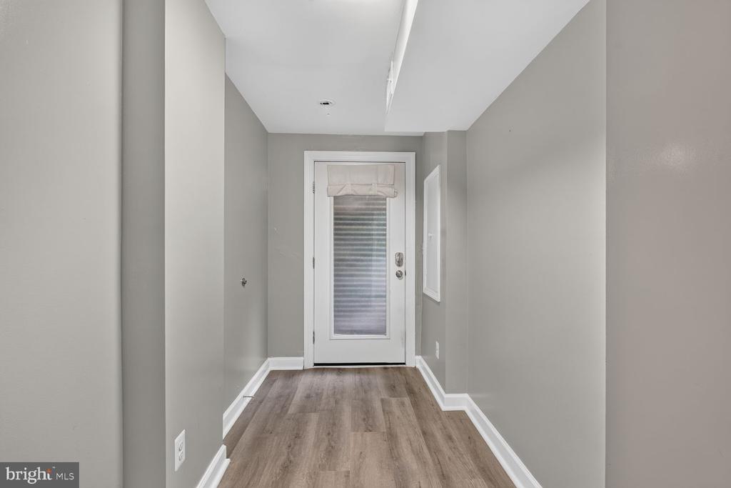 451 M STREET NW Unit: B
