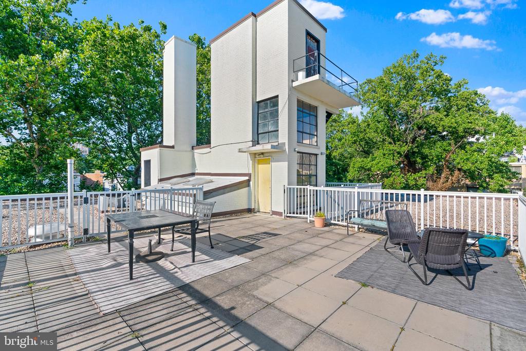 3901 TUNLAW ROAD NW Unit: 506