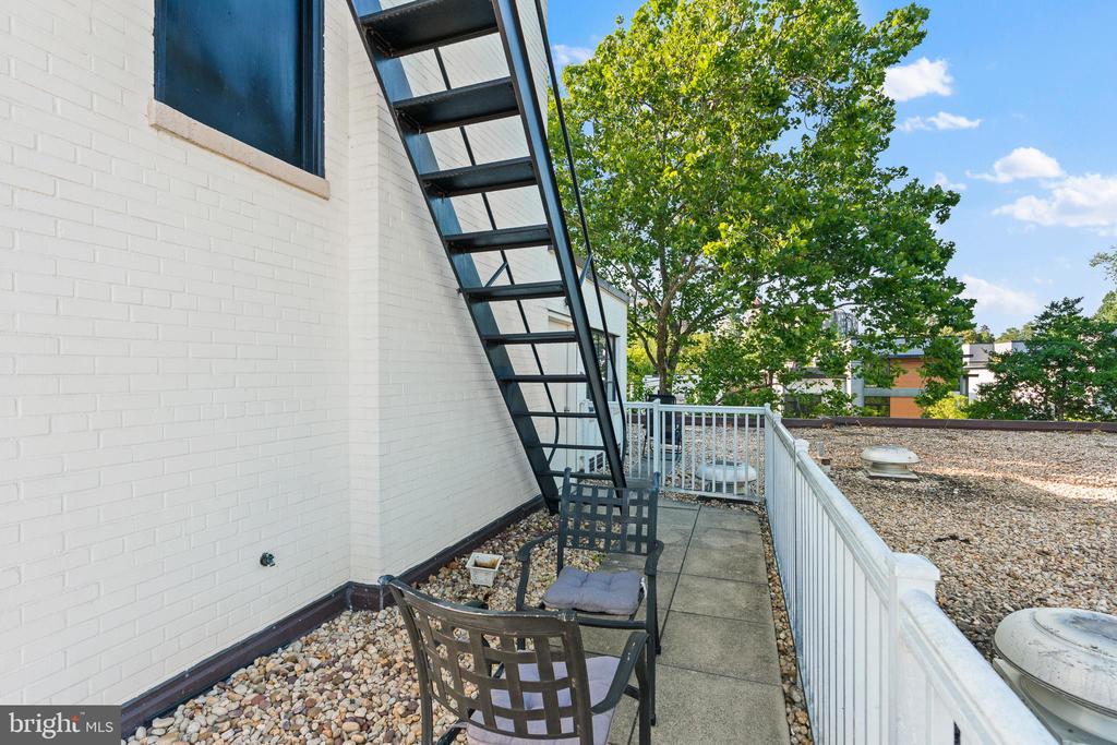3901 TUNLAW ROAD NW Unit: 506
