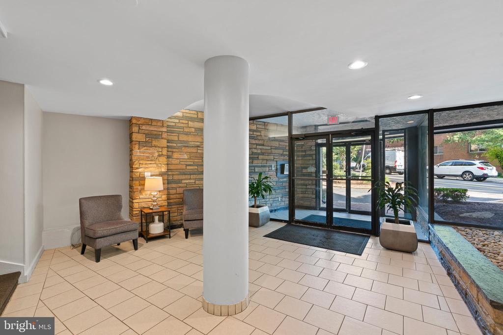 3901 TUNLAW ROAD NW Unit: 506