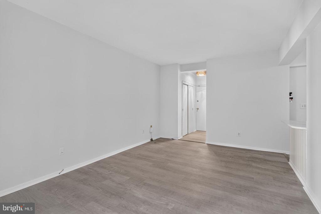 1711 MASSACHUSETTS AVENUE NW Unit: 410