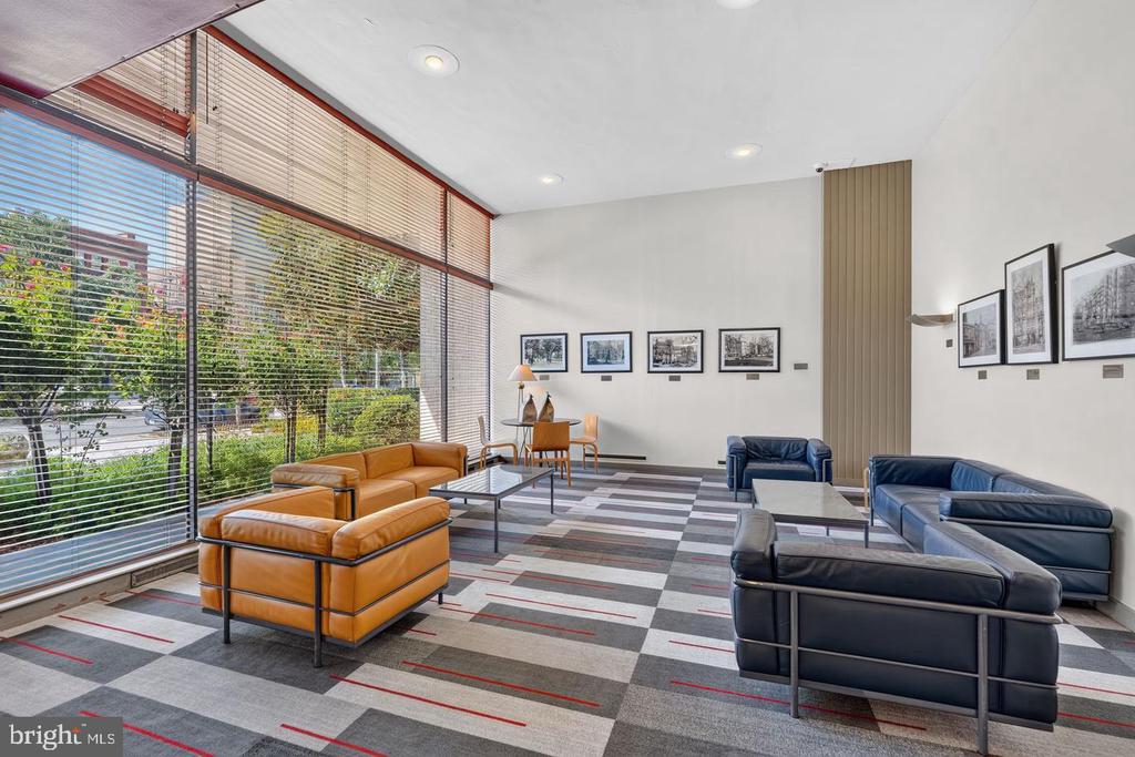 1711 MASSACHUSETTS AVENUE NW Unit: 410