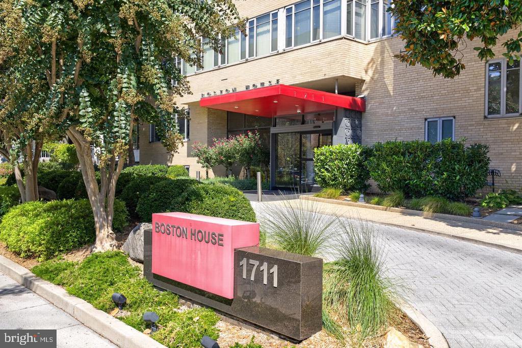 1711 MASSACHUSETTS AVENUE NW Unit: 410