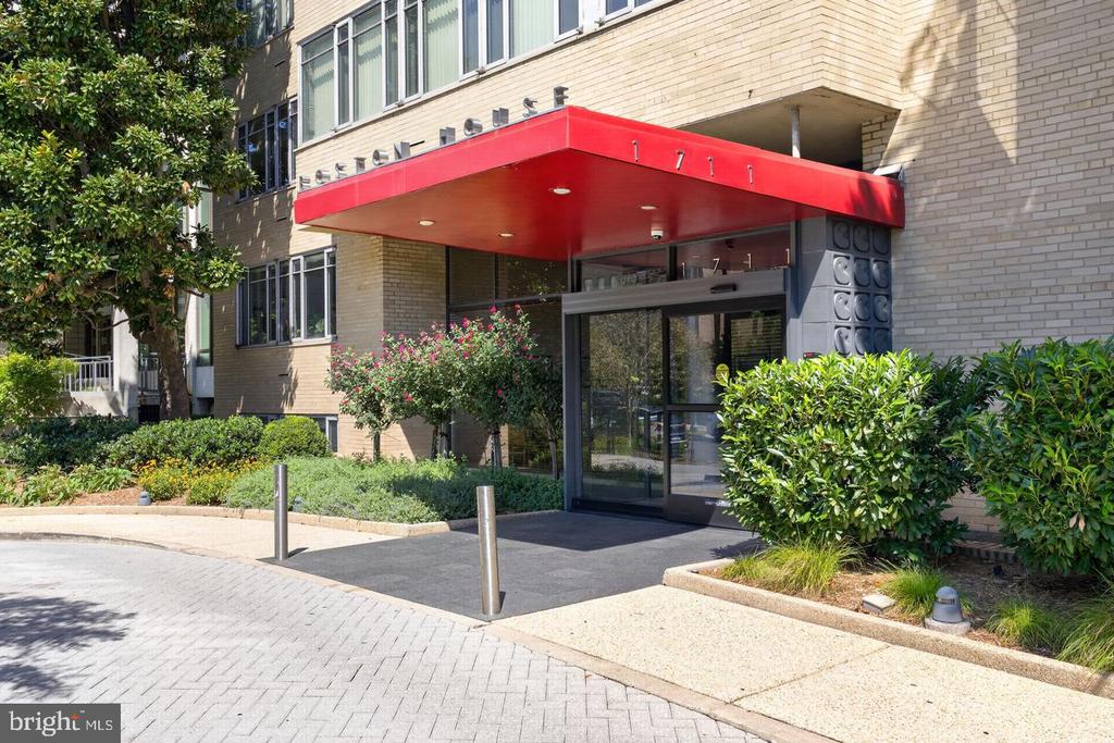 1711 MASSACHUSETTS AVENUE NW Unit: 410