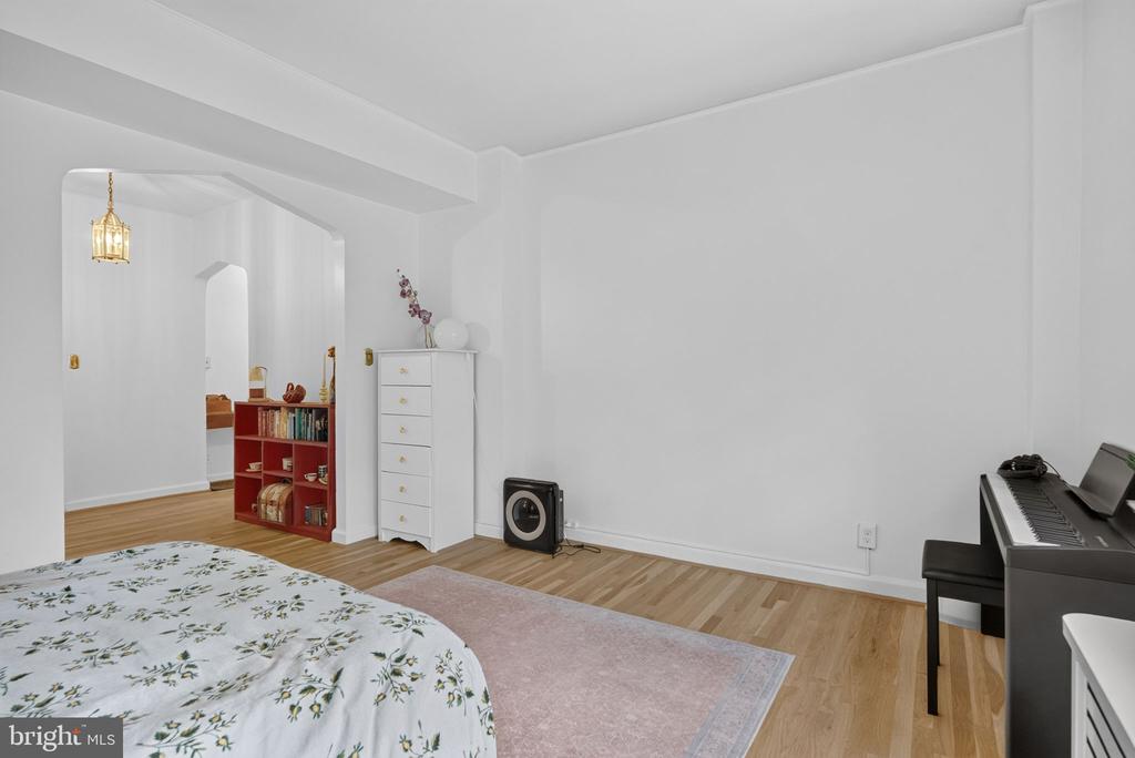 2737 DEVONSHIRE PLACE NW Unit: 127