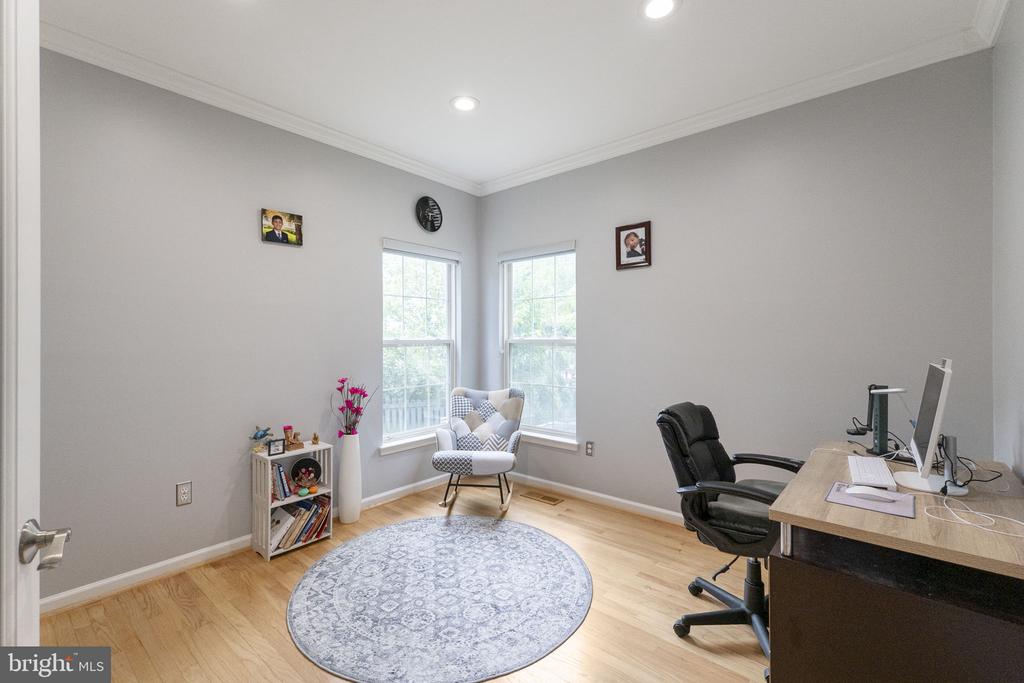 6455 SADDLEBROOK LANE