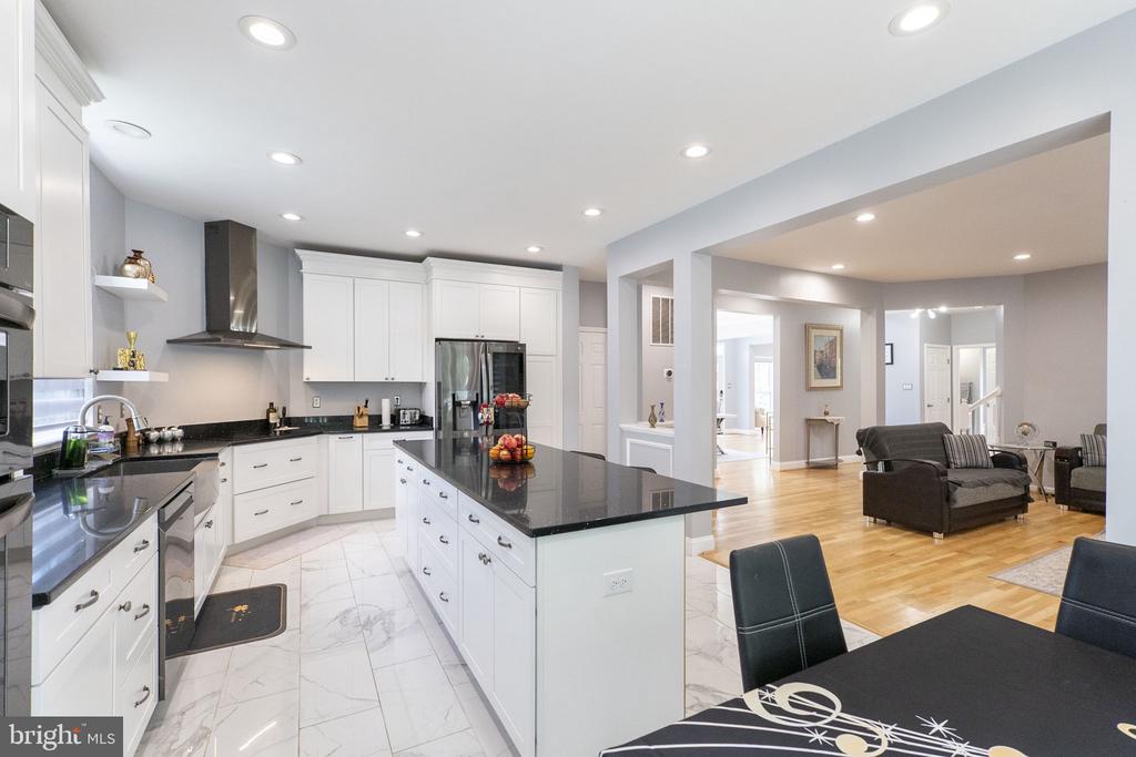 6455 SADDLEBROOK LANE