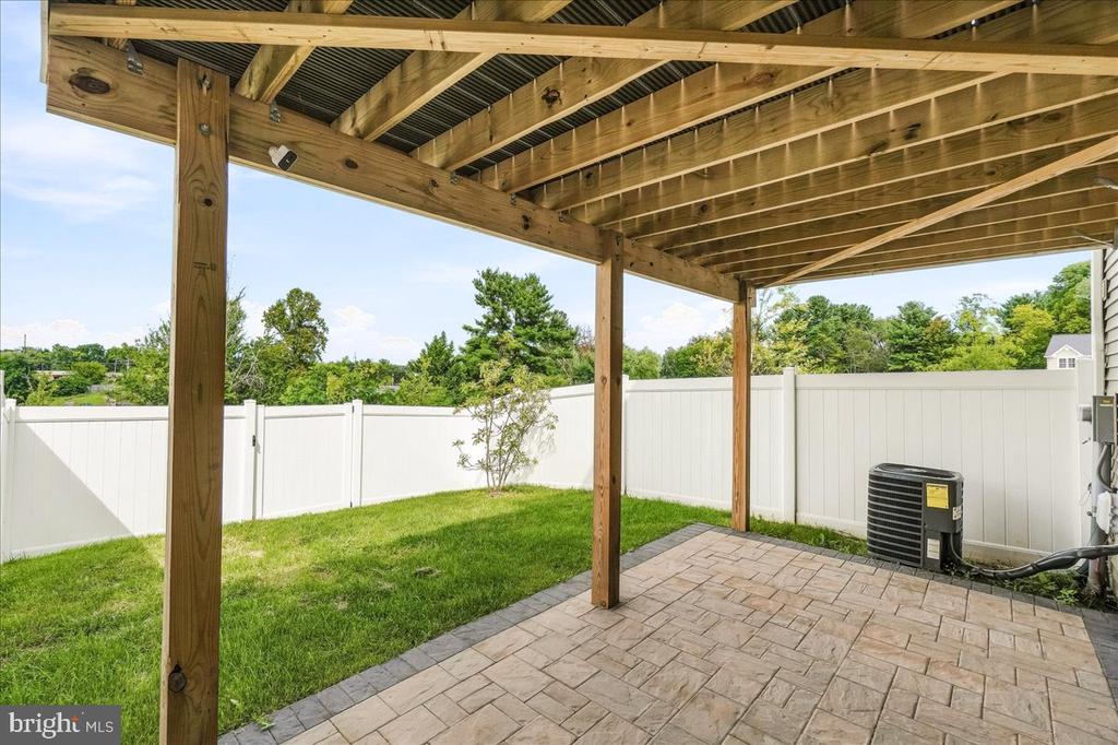 1403 WILMER PARK LANE