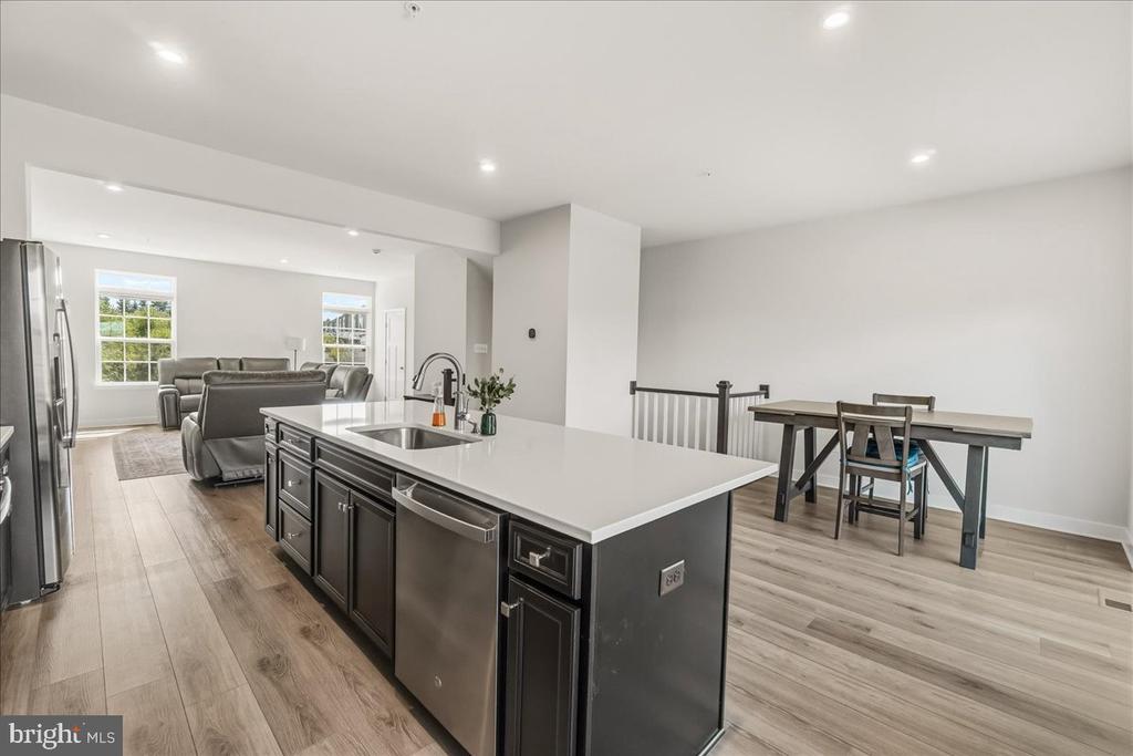 1403 WILMER PARK LANE