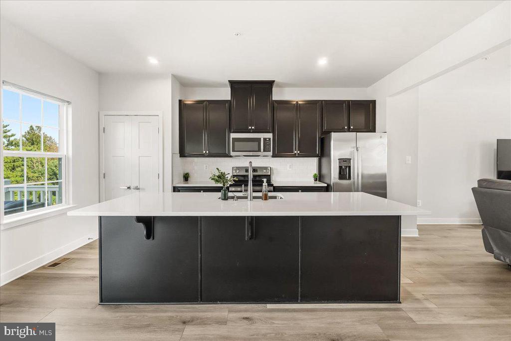 1403 WILMER PARK LANE