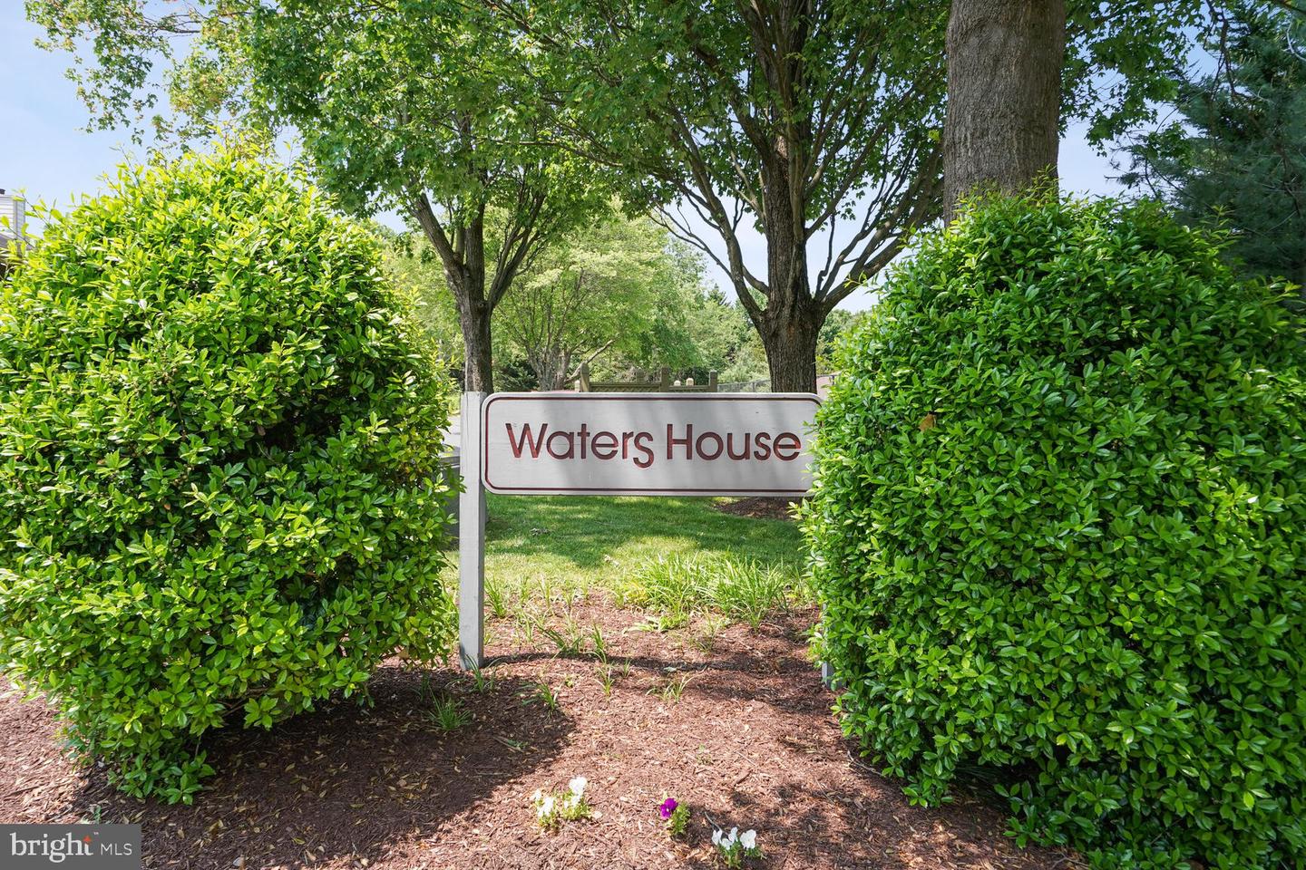 13009 Shadyside Ln #12-204