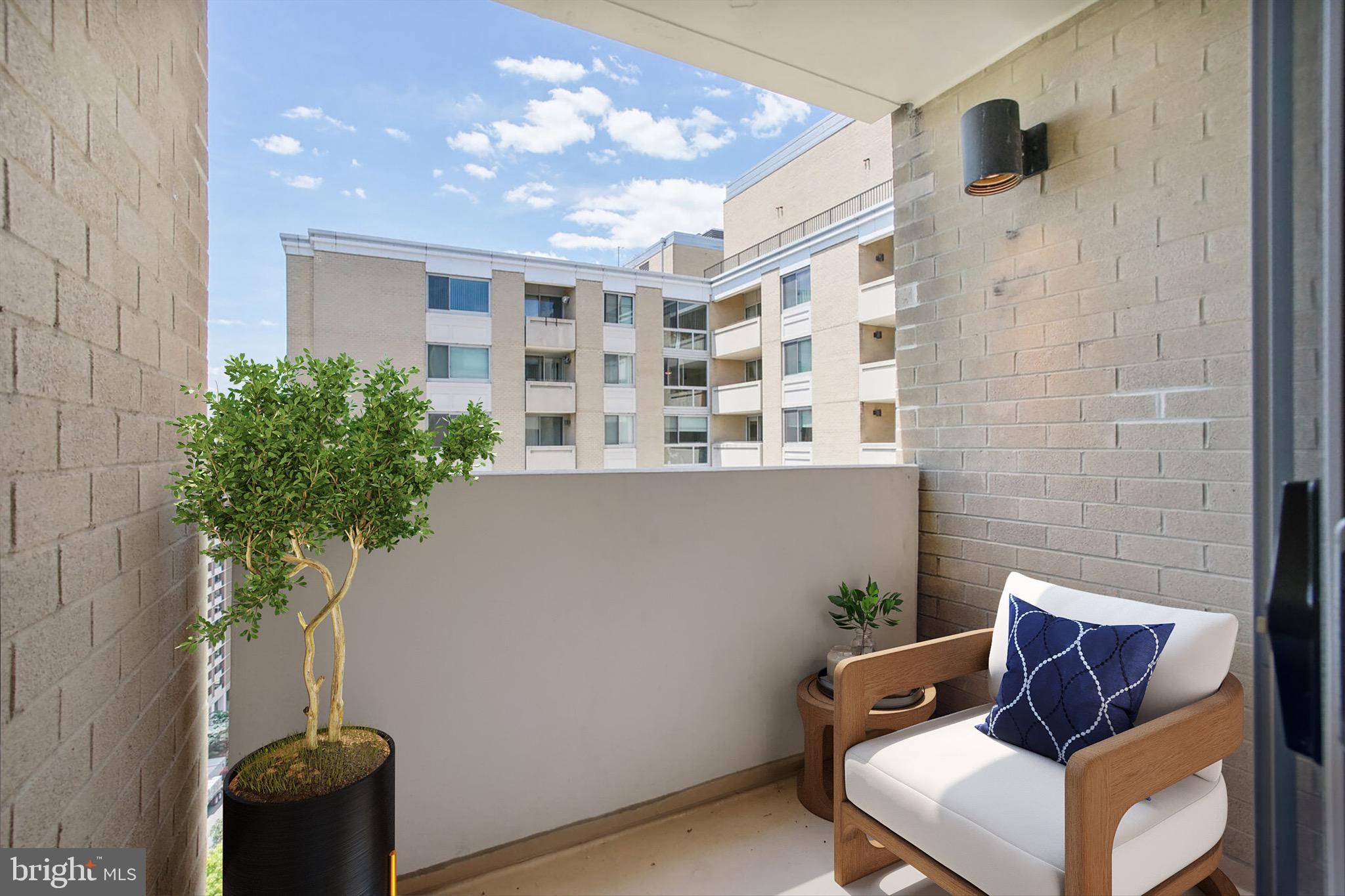 4601 N Park Ave #1619