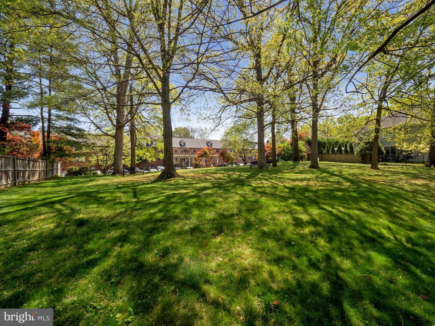 5301 Westbard Cir #206