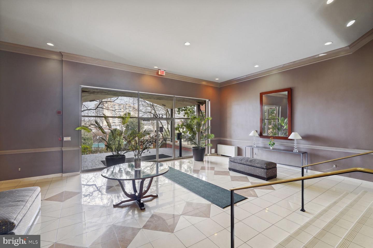 5301 Westbard Cir #206