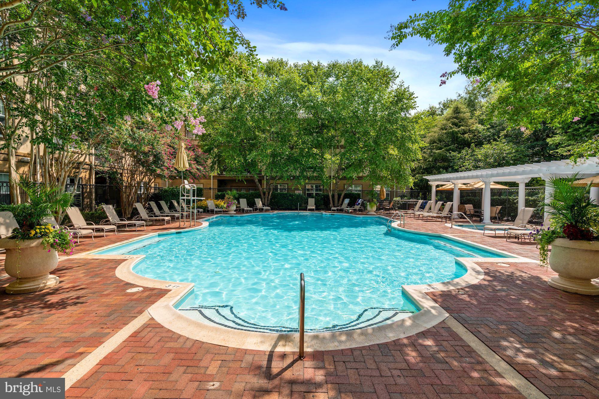 11800 OLD GEORGETOWN RD #1121
