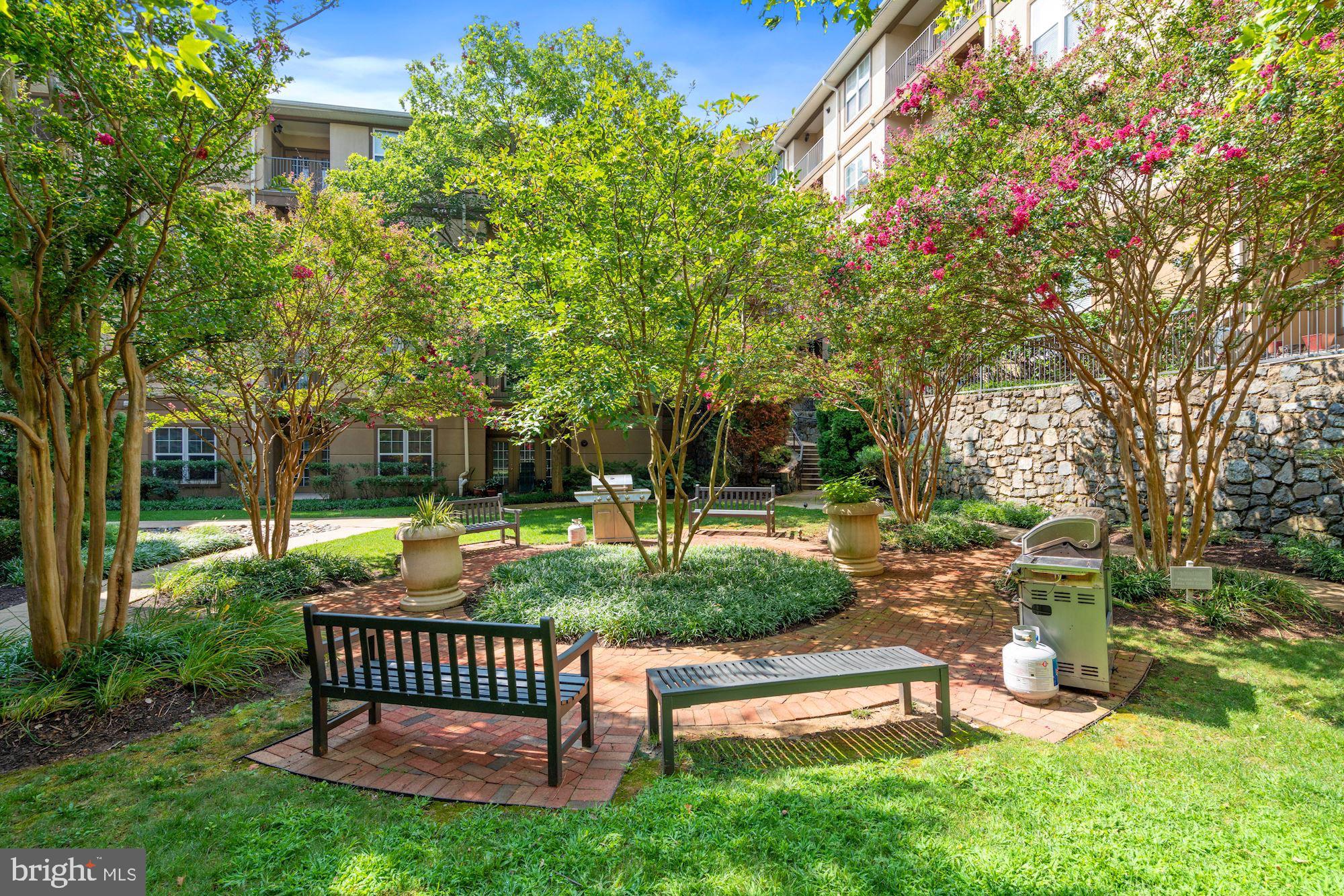 11800 OLD GEORGETOWN RD #1121