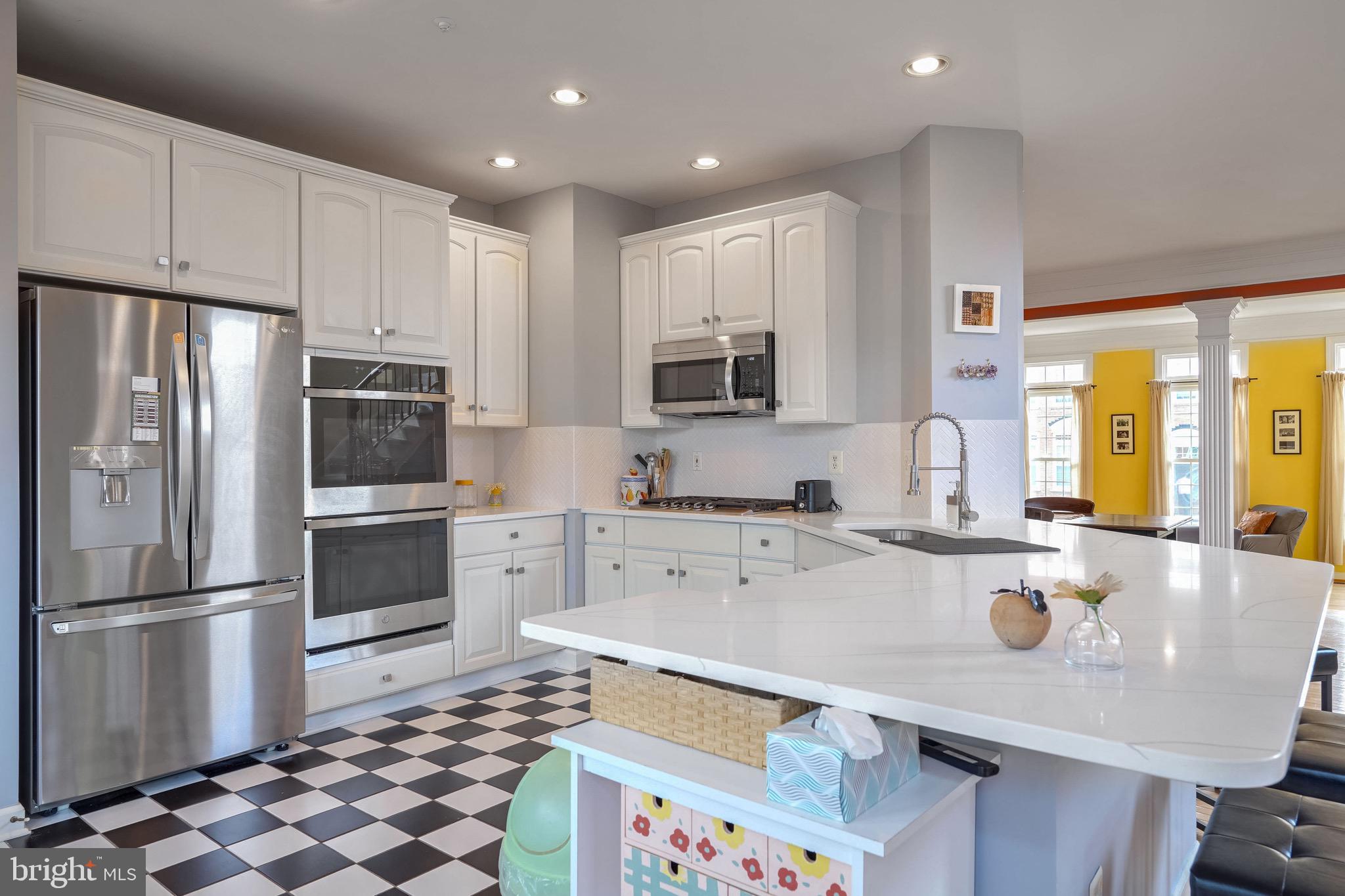 10409 OVERGATE PL