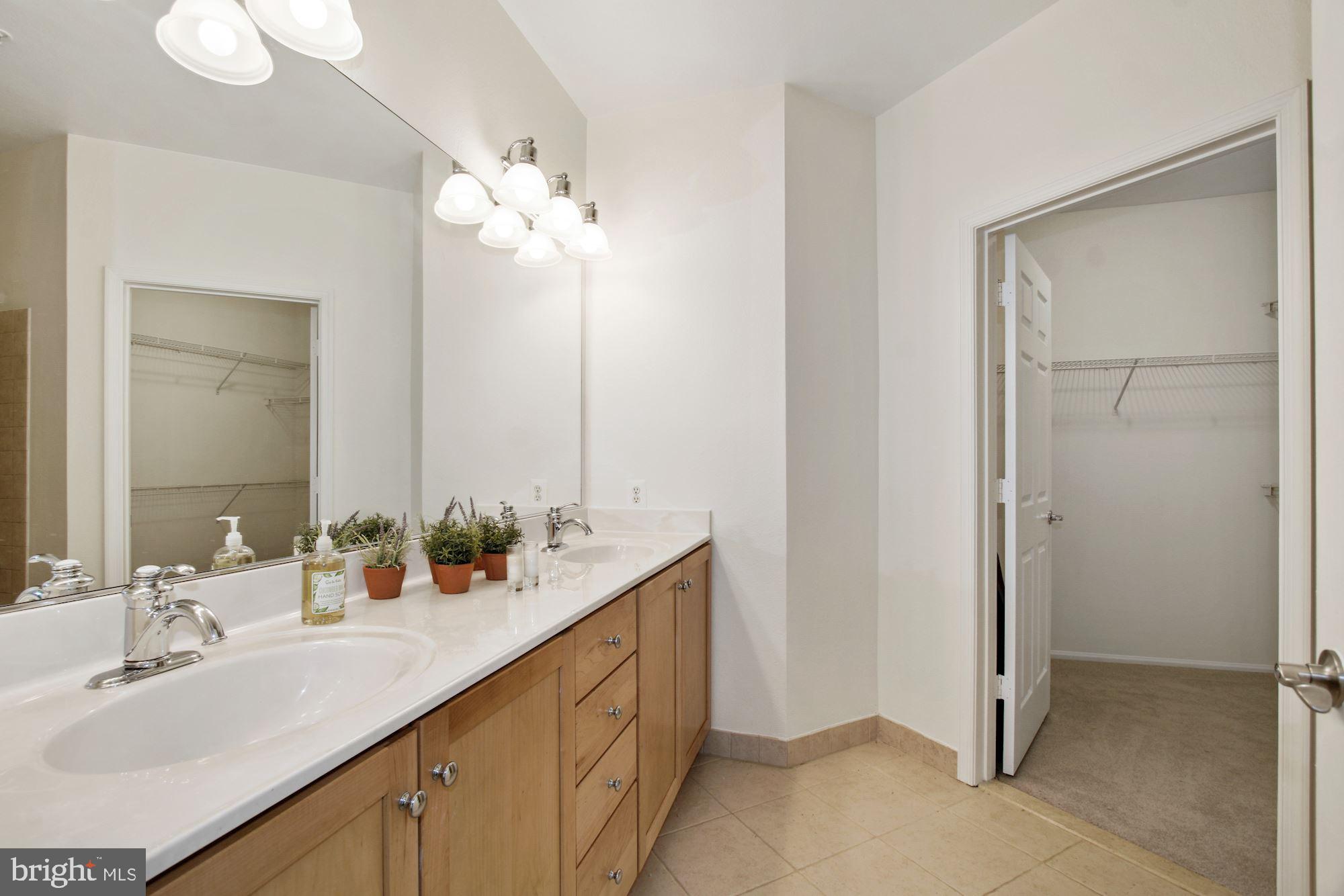 11750 OLD GEORGETOWN #2515