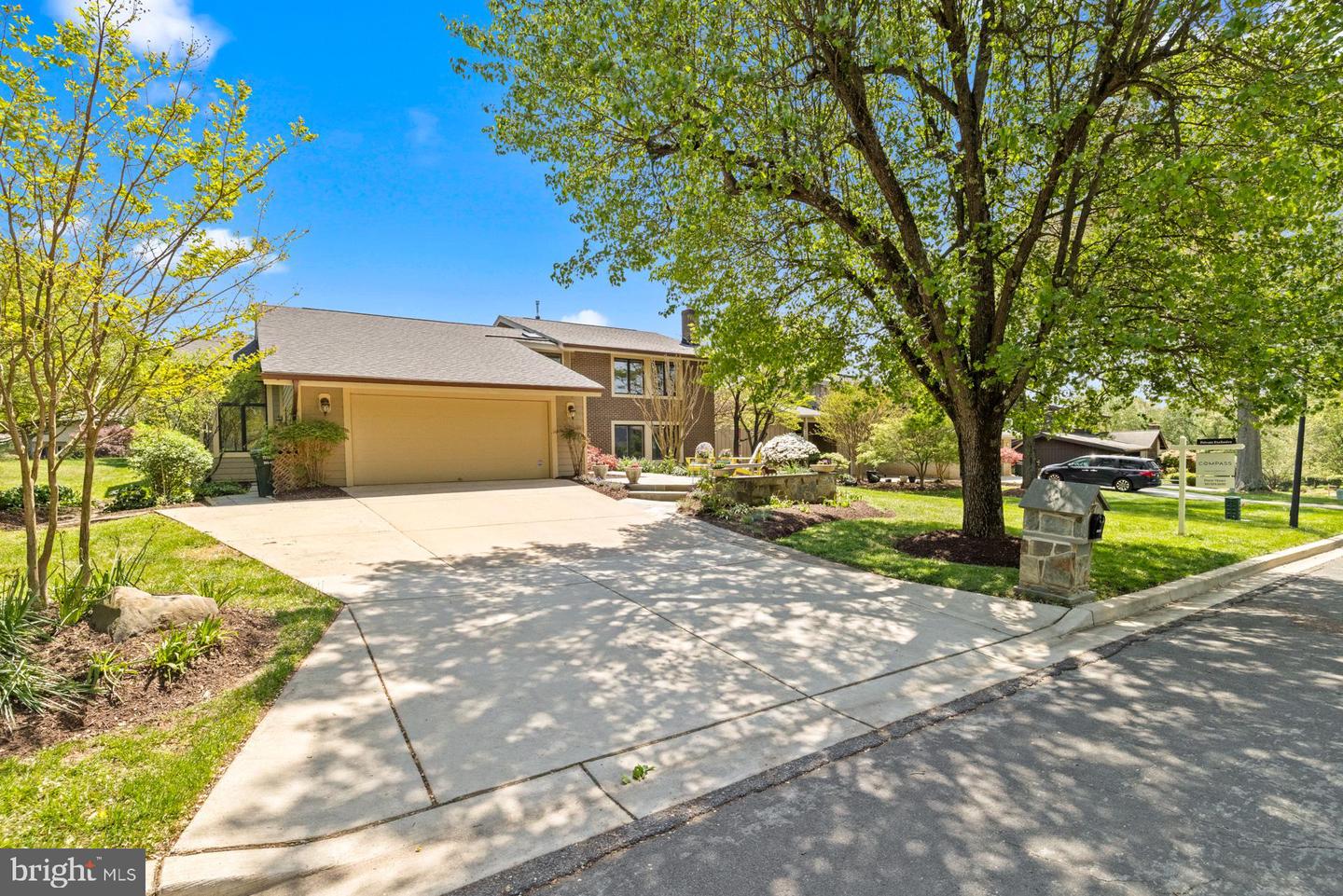 11125 Broad Green Dr