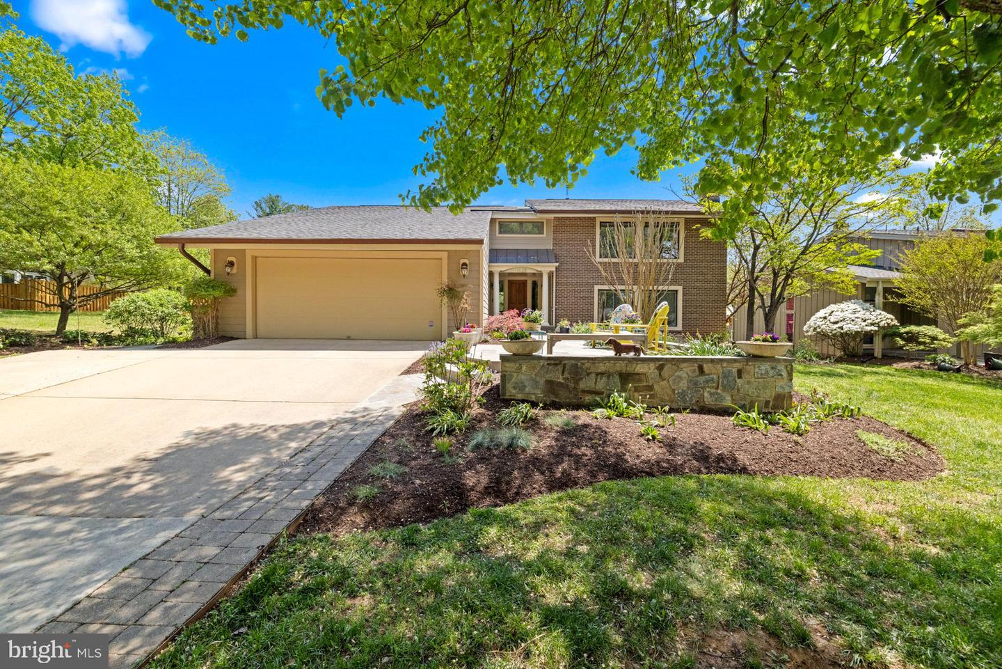 11125 Broad Green Dr