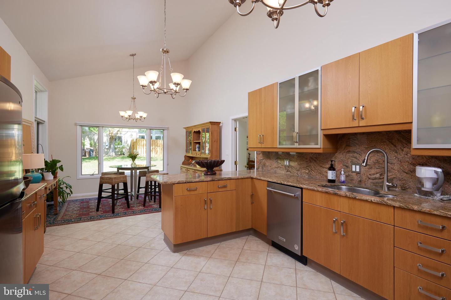 11125 Broad Green Dr
